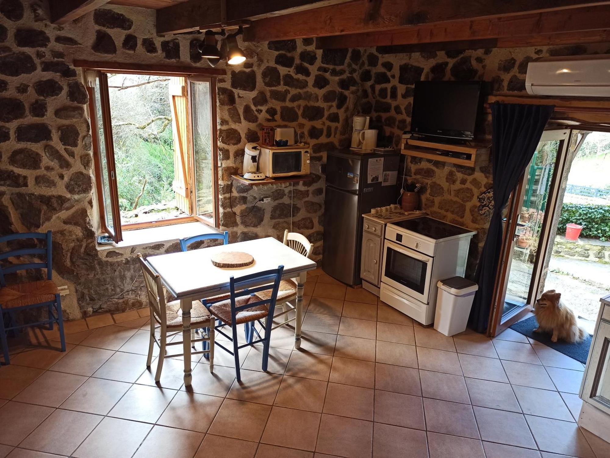 Gite Le Rocher Du Chateau De Retourtour Lamastre Exterior foto